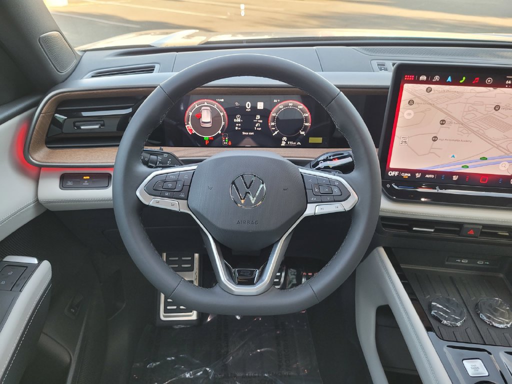 New 2027 Volkswagen Atlas SEL R-Line AWD/4WD image 17