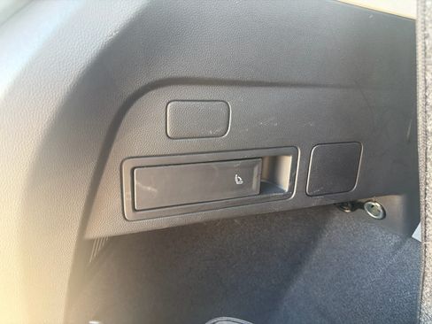 Used 2023 Volkswagen Tiguan S FWD image 28
