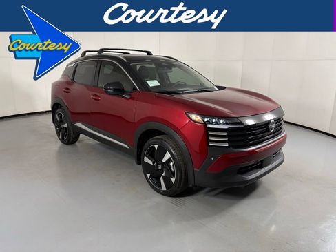 New 2026 Nissan Kicks SR image 1