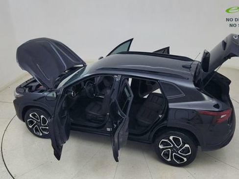 Used 2025 Chevrolet Trax RS w/ Driver Confidence Package FWD image 84