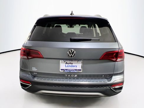 Used 2023 Volkswagen Taos SE image 6