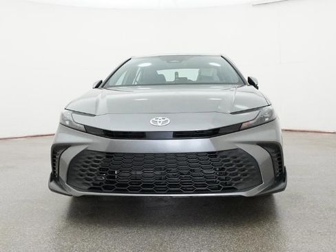 New 2026 Toyota Camry SE FWD image 11