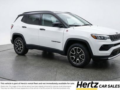 Used 2025 Jeep Compass Trailhawk