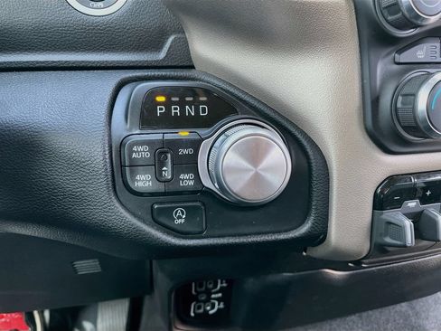Used 2020 RAM 1500 Laramie AWD/4WD image 16