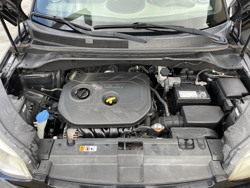 Used 2014 Kia Soul + w/ Audio Package FWD image 8