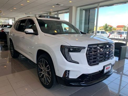 New 2026 GMC Acadia Denali Ultimate AWD/4WD image 4