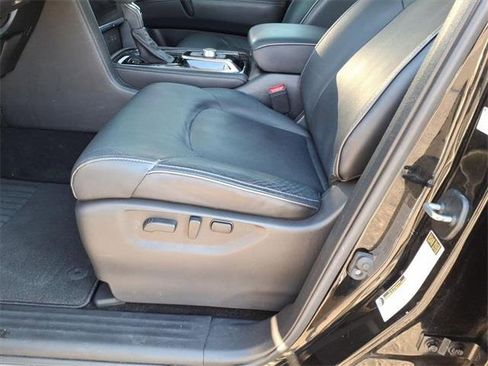 Used 2022 INFINITI QX80 Luxe w/ Cargo Package image 11