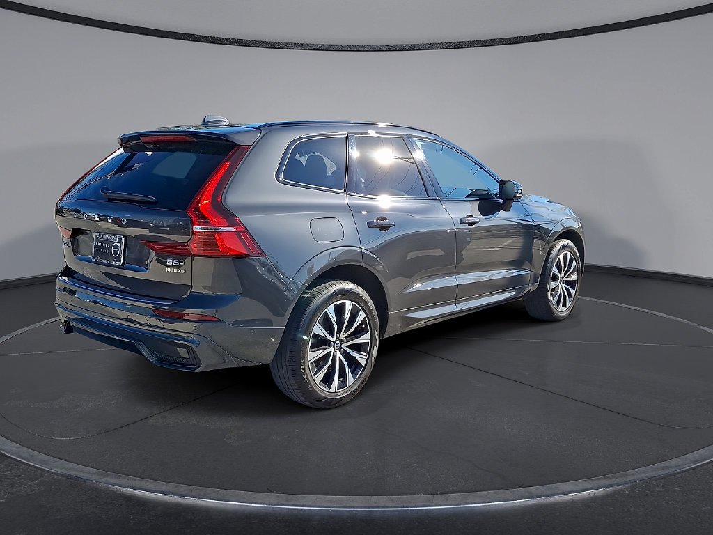 Certified 2024 Volvo XC60 B5 Plus w/ Protection Package Premier AWD/4WD image 31
