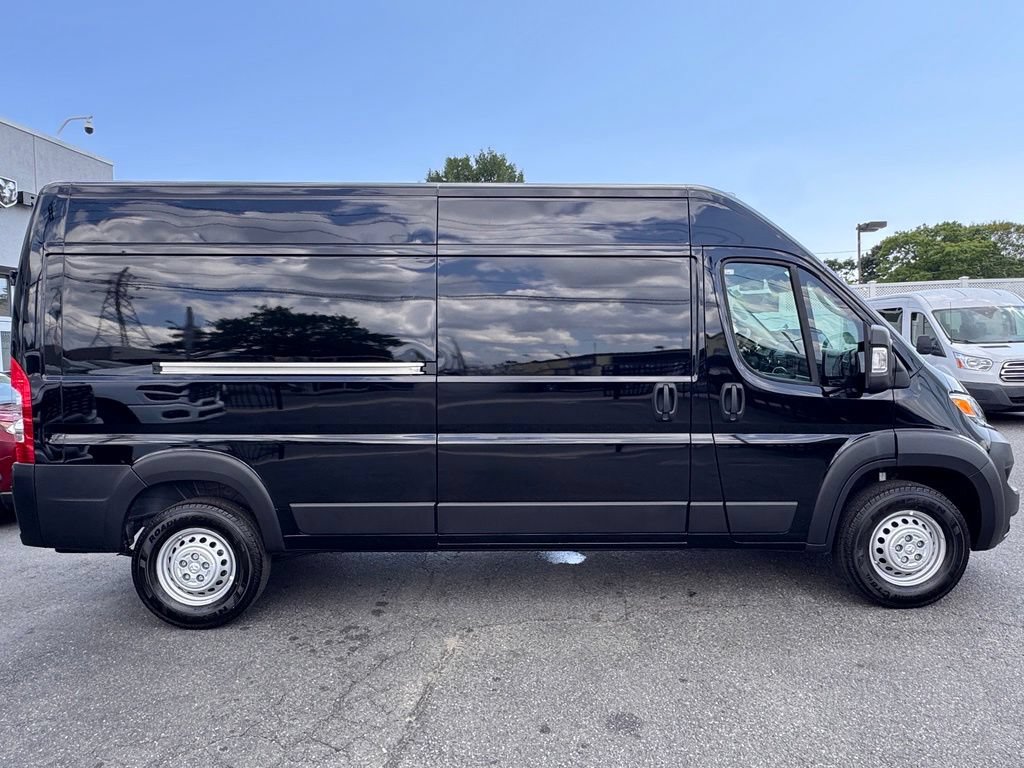 Used 2026 RAM ProMaster 2500 FWD image 9