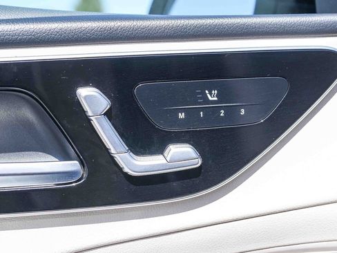 Used 2023 Mercedes-Benz C 300 4MATIC Sedan image 21