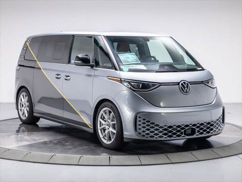 New 2025 Volkswagen ID. Buzz Pro S image 7