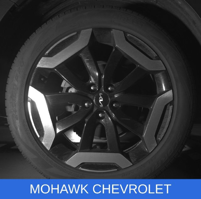 Used 2024 Kia Telluride EX w/ EX Captain's Chair Package FWD image 29