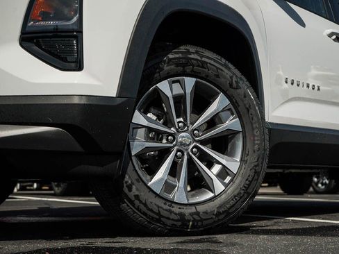 New 2026 Chevrolet Equinox LT FWD image 6