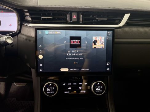 Used 2022 Jaguar F-PACE SVR AWD/4WD image 20