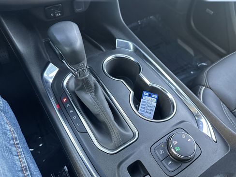 Certified 2023 Chevrolet Traverse Premier w/ Redline Edition image 15