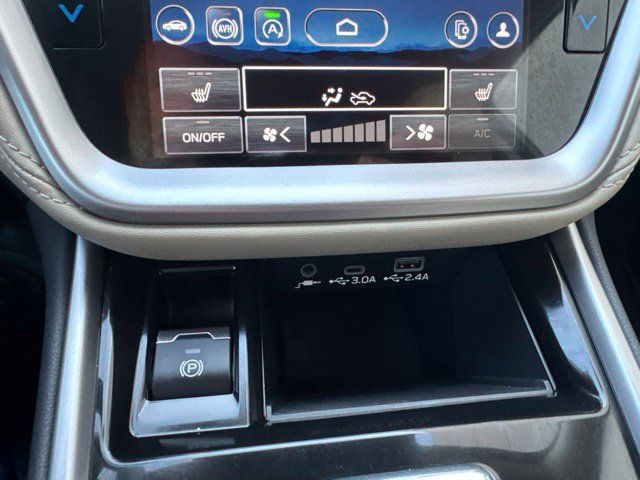 Certified 2025 Subaru Outback Premium AWD/4WD image 13