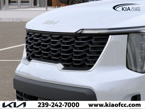 New 2026 Kia Sorento LX FWD image 12