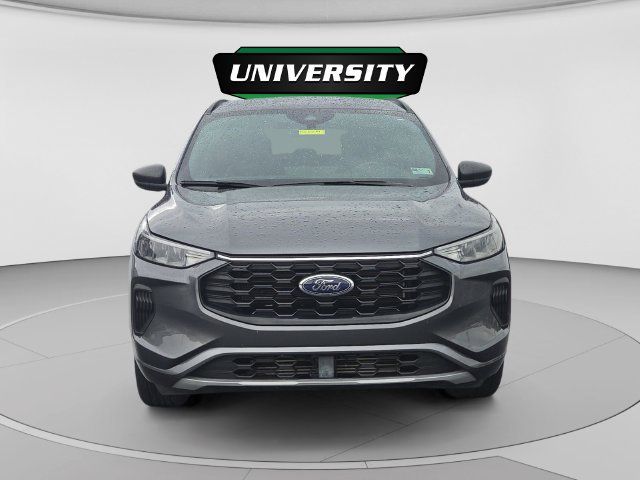Used 2024 Ford Escape ST-Line w/ Tech Pack #1 AWD/4WD image 8