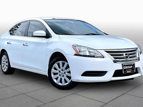 Used 2015 Nissan Sentra SV FWD image 3