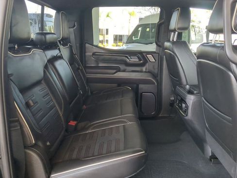 Used 2022 GMC Sierra 1500 AT4X image 29