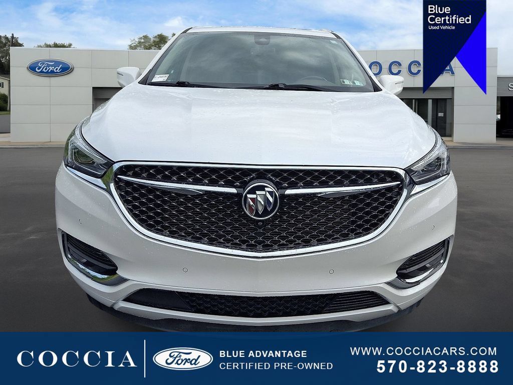 Used 2021 Buick Enclave Avenir w/ Avenir Technology Package AWD/4WD image 2