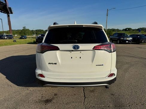 Used 2018 Toyota RAV4 LE w/ Protection Package AWD/4WD image 15