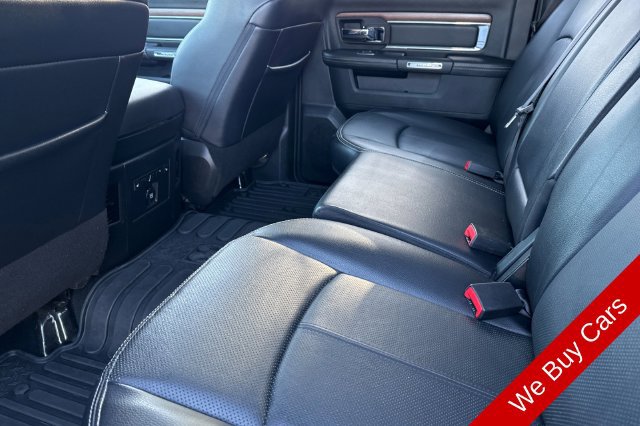 Used 2018 RAM 1500 Laramie w/ Convenience Group AWD/4WD image 16