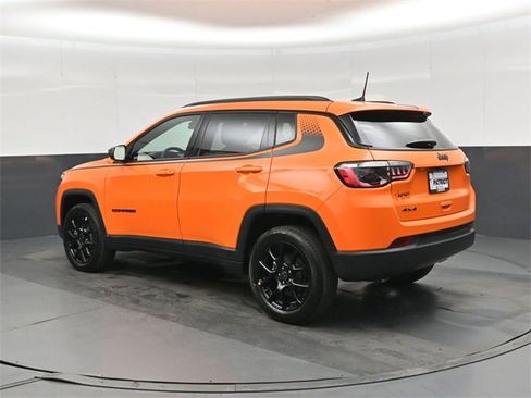 New 2026 Jeep Compass Latitude image 6