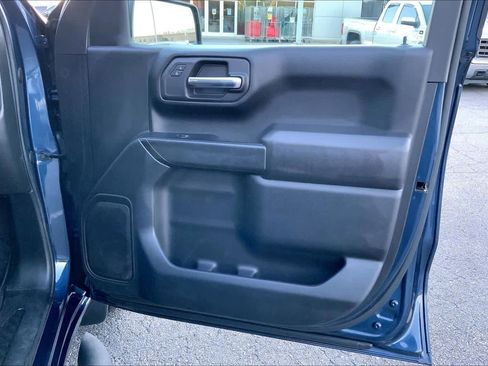 Used 2022 Chevrolet Silverado 1500 Custom image 21
