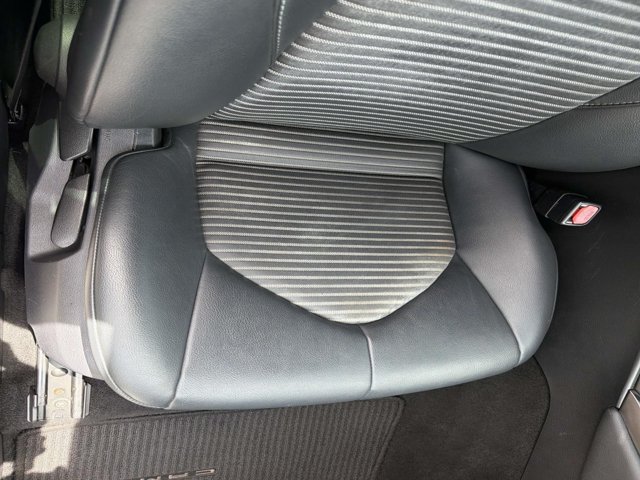 Certified 2019 Toyota Camry SE FWD image 17