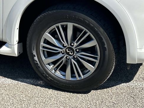 Used 2024 INFINITI QX80 Luxe RWD image 9