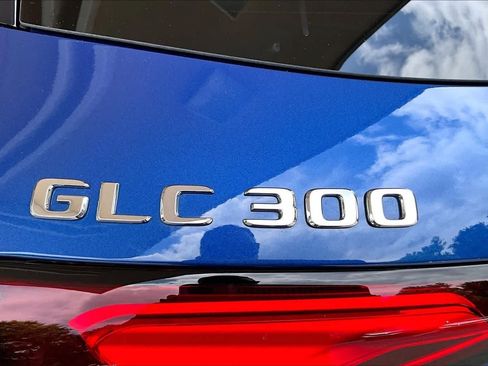 Used 2023 Mercedes-Benz GLC 300 image 10