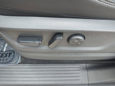 New 2026 INFINITI QX80 Luxe w/ Cargo Package image 18