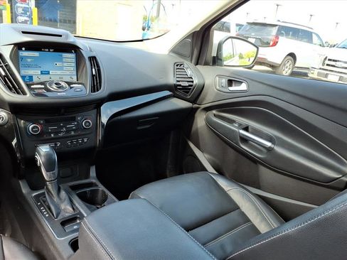 Used 2018 Ford Escape Titanium w/ Ford Safe & Smart Package AWD/4WD image 15