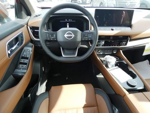 New 2026 Nissan Rogue Platinum w/ Platinum Premium Package image 12