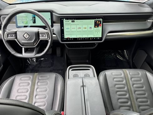 Used 2025 Rivian R1S Adventure AWD/4WD image 15