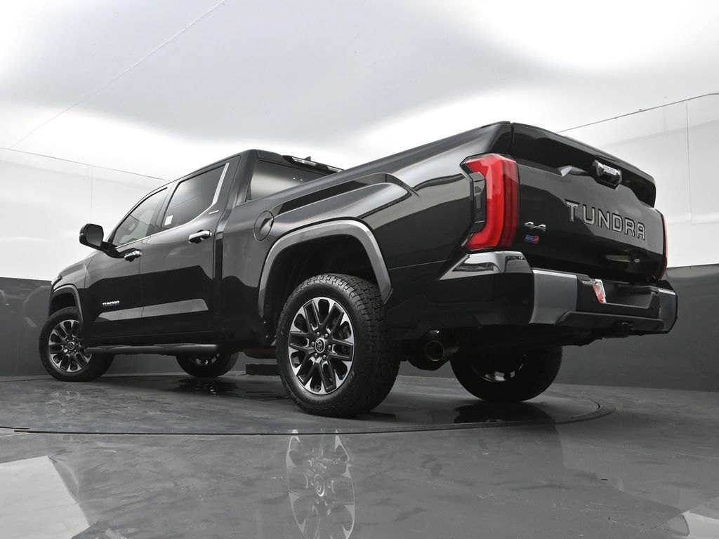 Used 2024 Toyota Tundra Limited w/ Power Package AWD/4WD image 32