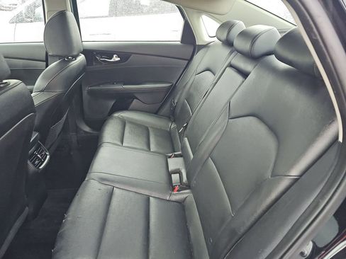 Used 2021 Kia Forte EX FWD image 6