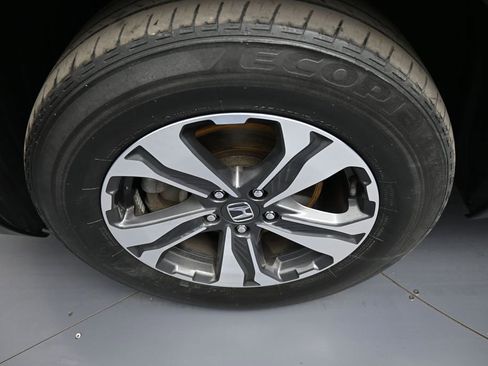 Used 2019 Honda CR-V LX image 14