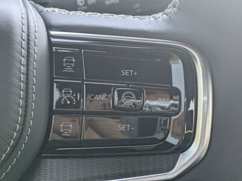 New 2026 Jeep Grand Wagoneer L Summit w/ Rear Seat Video Group I AWD/4WD image 22