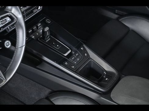 Certified 2023 Porsche 911 Carrera GTS RWD image 32