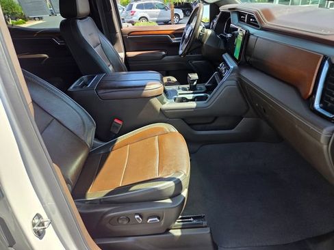 Used 2023 GMC Sierra 1500 Denali w/ Denali Reserve Package AWD/4WD image 16
