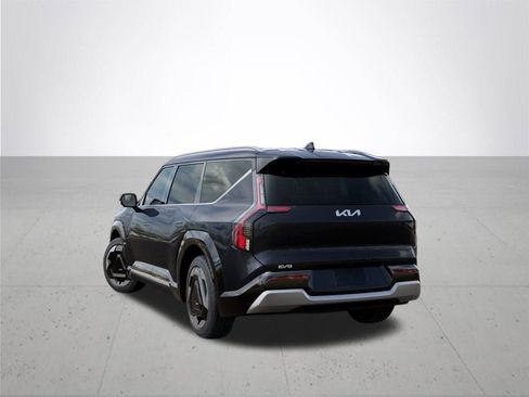 New 2026 Kia EV9 Land AWD/4WD image 4