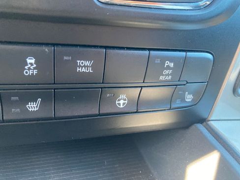 Used 2017 RAM 1500 Classic SLT w/ SLT Plus Dï¿©cor Group image 44