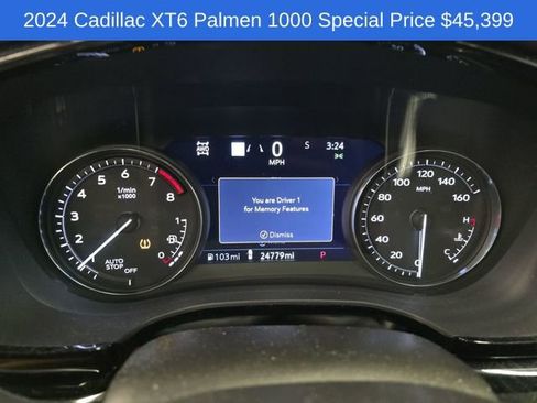 Used 2024 Cadillac XT6 Premium Luxury w/ Technology Package image 3