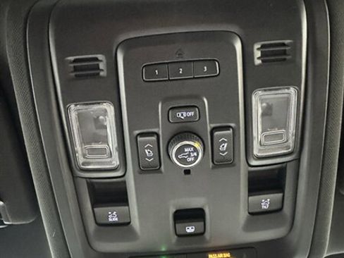 Used 2021 Chevrolet Suburban High Country w/ Premium Package image 23