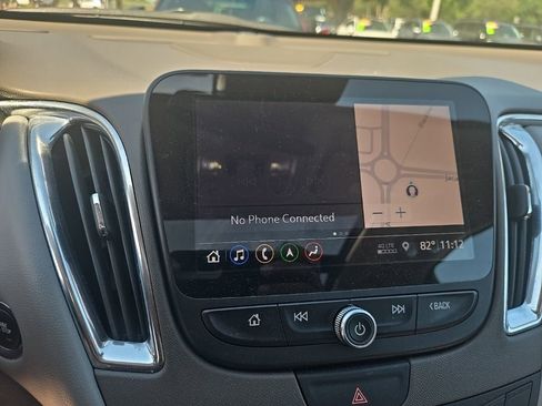 Used 2019 Chevrolet Malibu Premier w/ Sun and Wheel Package image 12