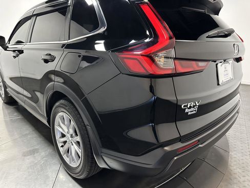 Certified 2025 Honda CR-V EX image 10