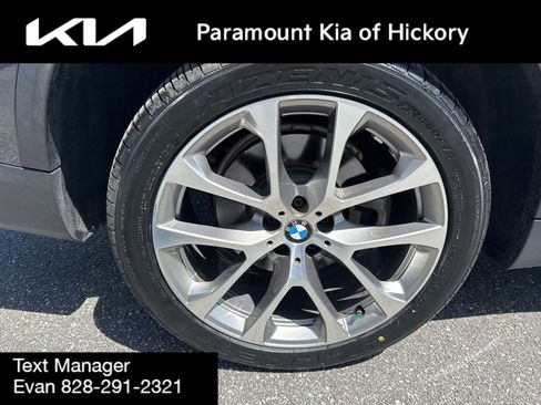 Used 2019 BMW X5 xDrive50i w/ Premium Package 2 AWD/4WD image 9