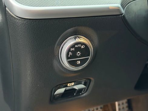 Used 2024 Mercedes-Benz C 300 Sedan image 15